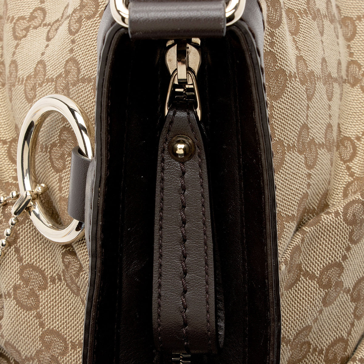Gucci GG Canvas Sukey Messenger (SHF-RoGEPi)