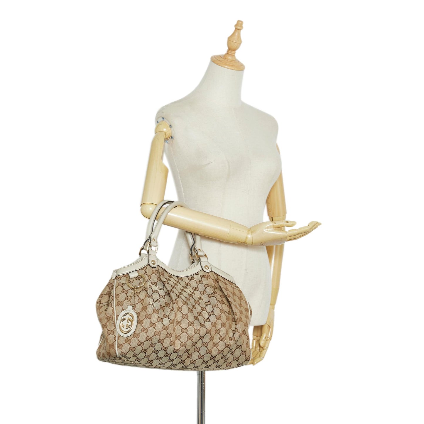 Gucci GG Canvas Sukey Tote (SHG-fwKi93)