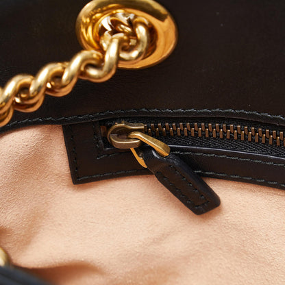 Gucci GG Marmont Matelasse Leather Shoulder Bag (SHG-dnIlcK)