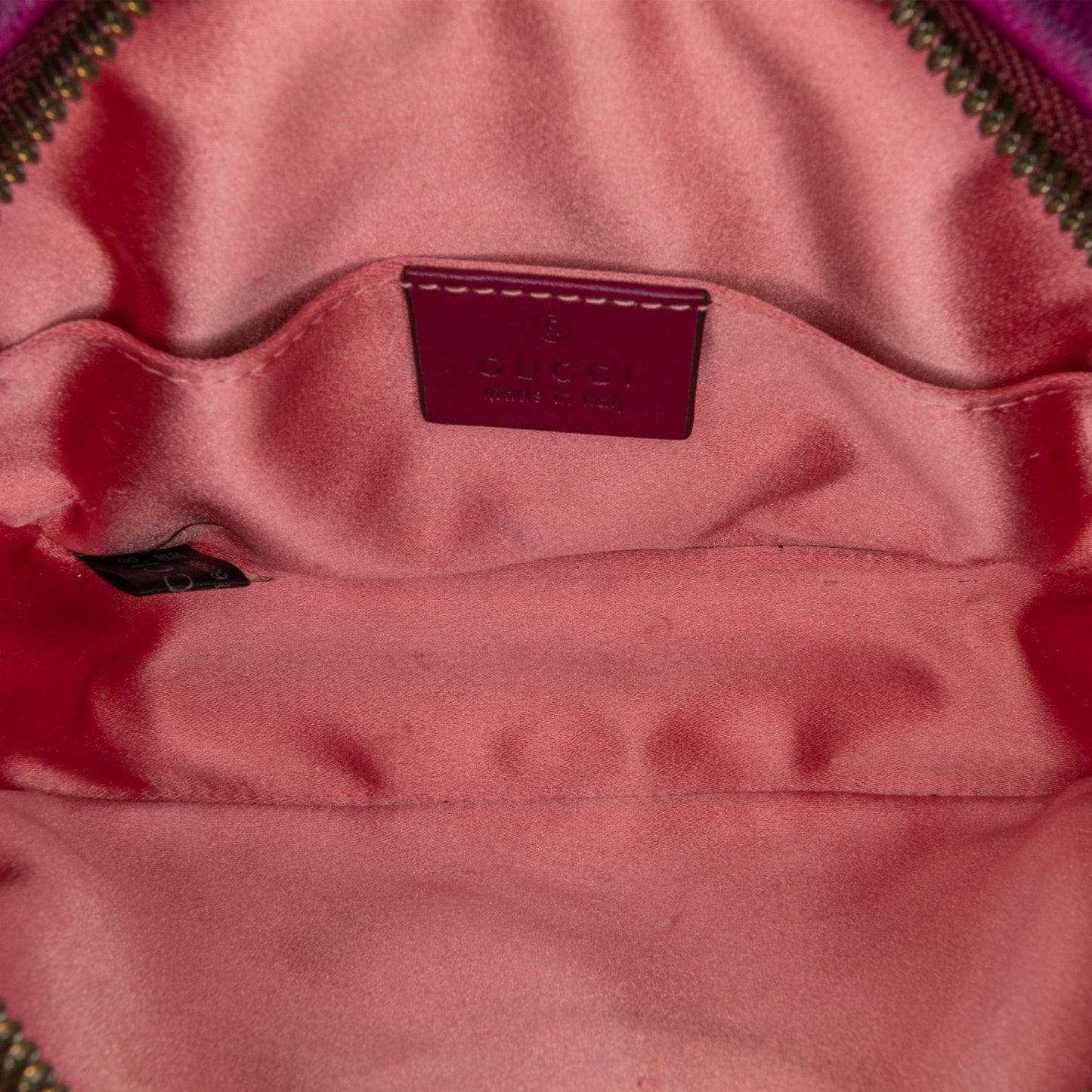 Gucci GG Marmont Matelasse Velvet Belt Bag (SHG-TuAZoh)