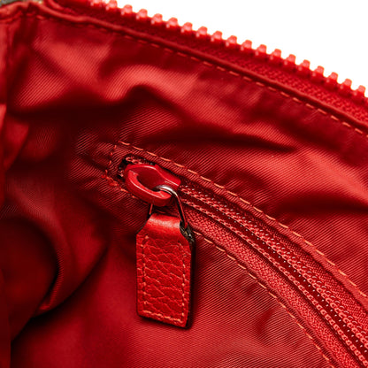 Gucci GG Nylon Crossbody Bag (SHG-1cIuee)