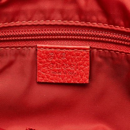 Gucci GG Nylon Crossbody Bag (SHG-1cIuee)