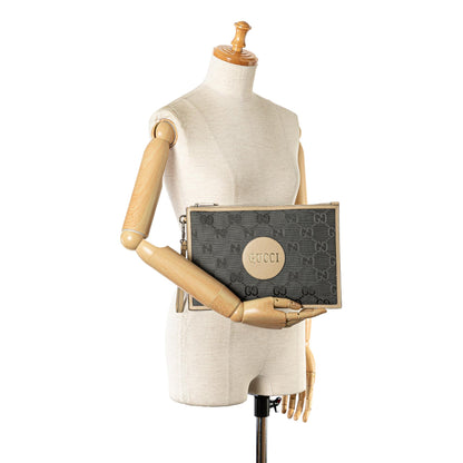 Gucci GG Nylon Off The Grid Clutch (SHG-1jr0vd)