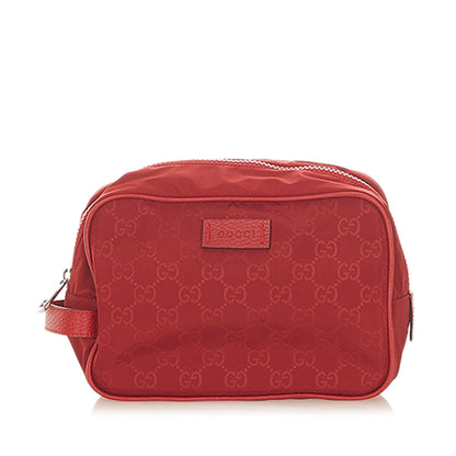 Gucci GG Nylon Pouch (SHG-uT3lxn)