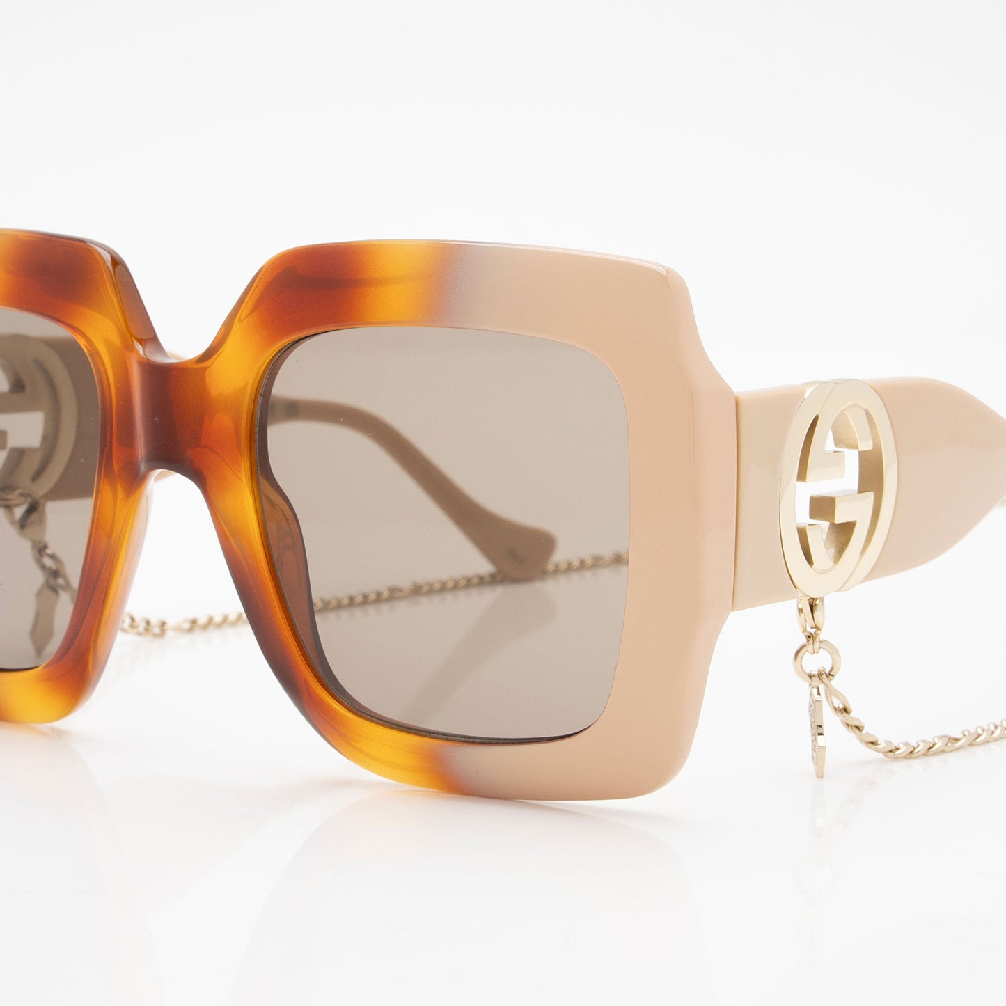 Gucci Interlocking G Chain Square Sunglasses