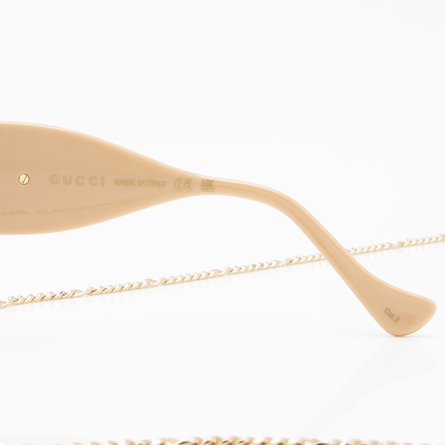 Gucci Interlocking G Chain Square Sunglasses