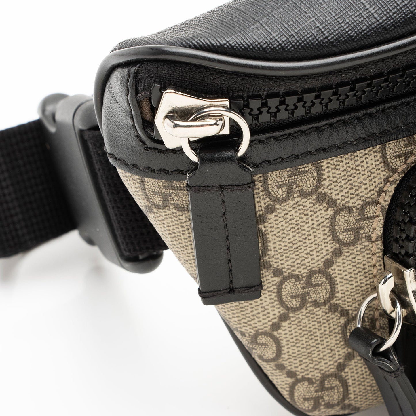 Gucci GG Supreme Belt Bag (SHF-Boz2xH)