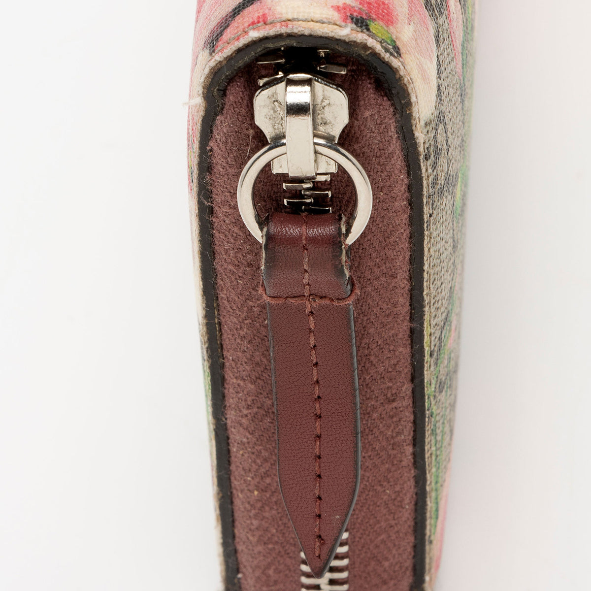 Gucci GG Supreme Blooms Zip Around Wallet (SHF-8w1PQp)