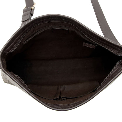 Gucci GG Supreme Classic Flat Medium Messenger Bag (SHF-z1jpvQ)