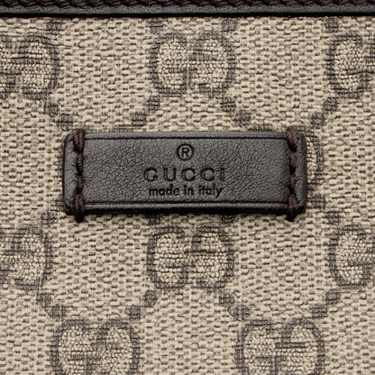 Gucci GG Supreme Classic Flat Medium Messenger Bag (SHF-z1jpvQ)