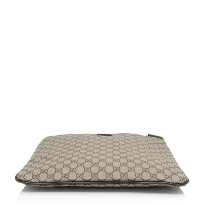 Gucci GG Supreme Classic Flat Medium Messenger (SHF-CUfNXw)