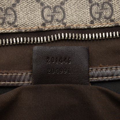 Gucci GG Supreme Classic Flat Medium Messenger (SHF-CUfNXw)