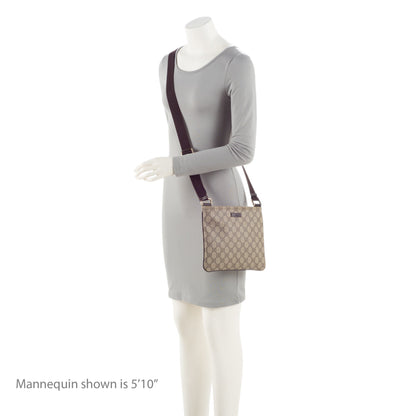 Gucci GG Supreme Classic Small Messenger
