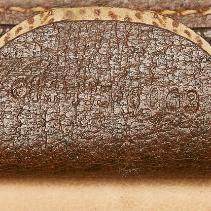 Gucci GG Supreme Clutch Bag (SHG-32201)