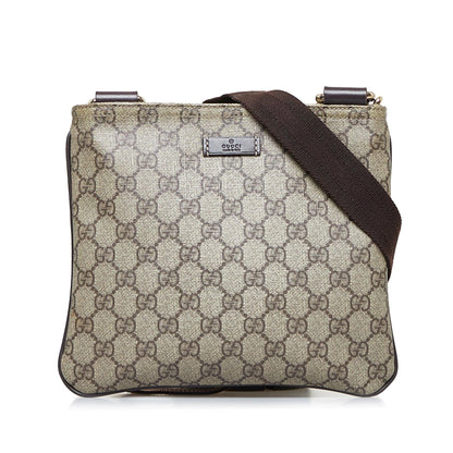 Gucci GG Supreme Crossbody Bag (SHG-EGyLZ2)