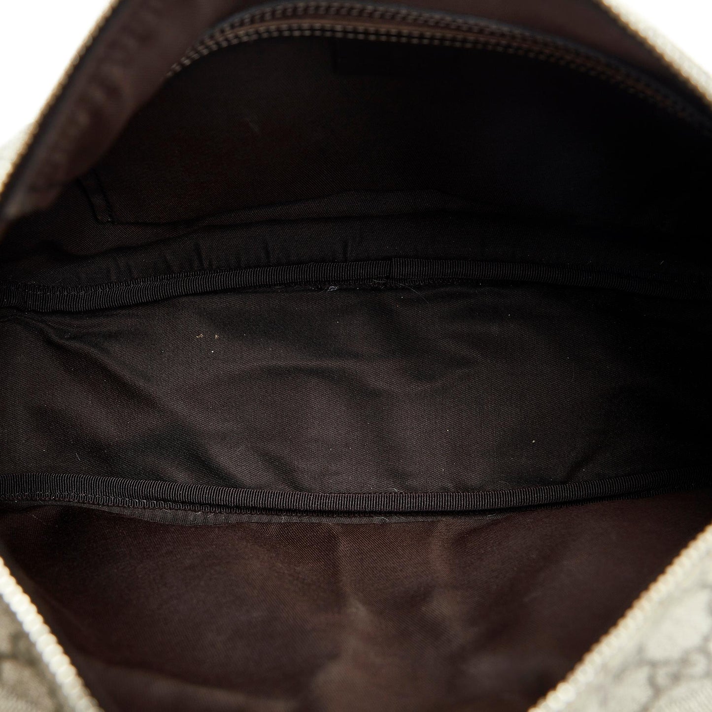 Gucci GG Supreme Crossbody Bag (SHG-lYuseq)