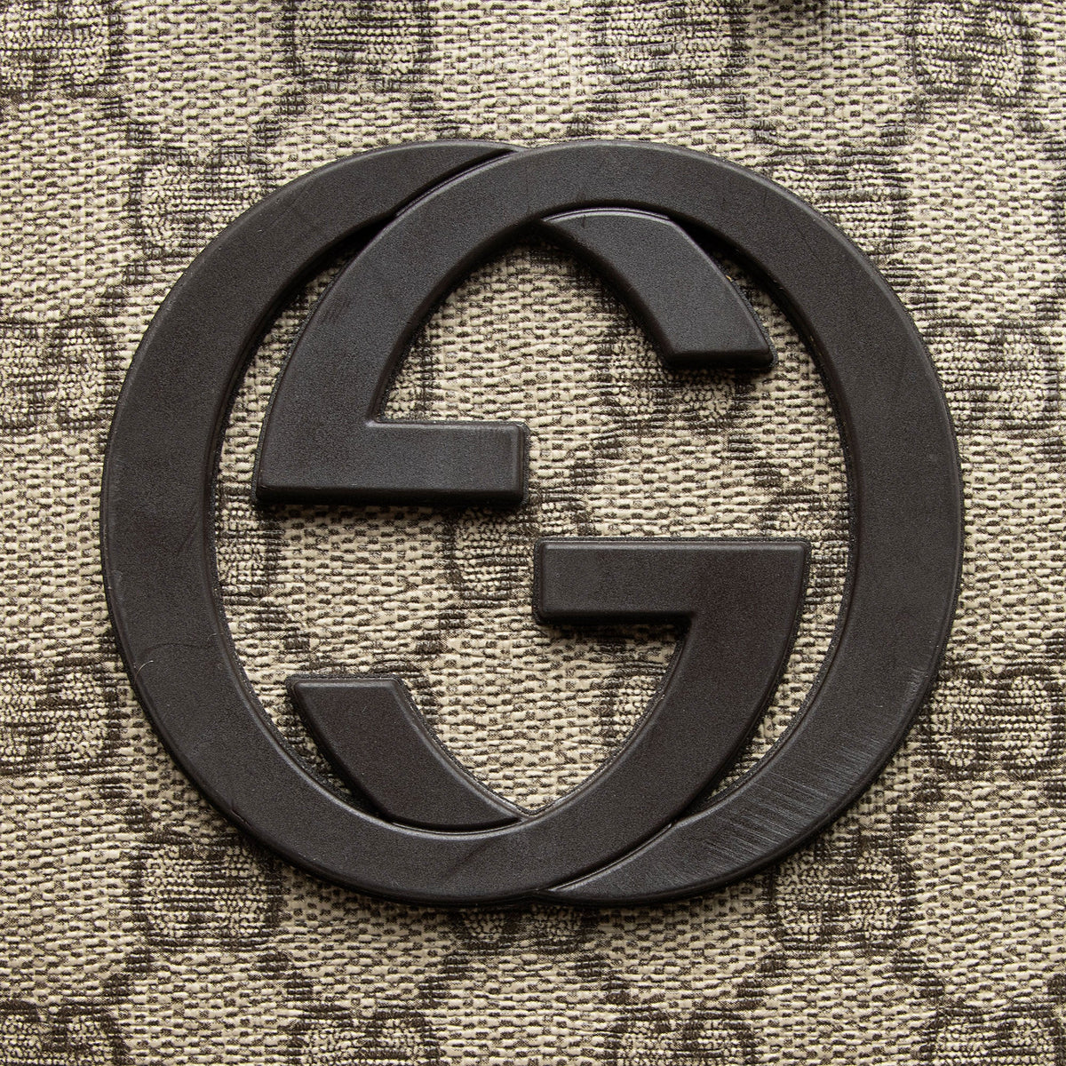 Gucci GG Supreme Interlocking G Medium Backpack (SHF-945UAF)