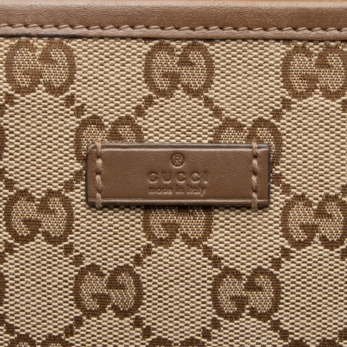 Gucci GG Supreme Front Pocket Medium Tote (SHF-UIiEXW)