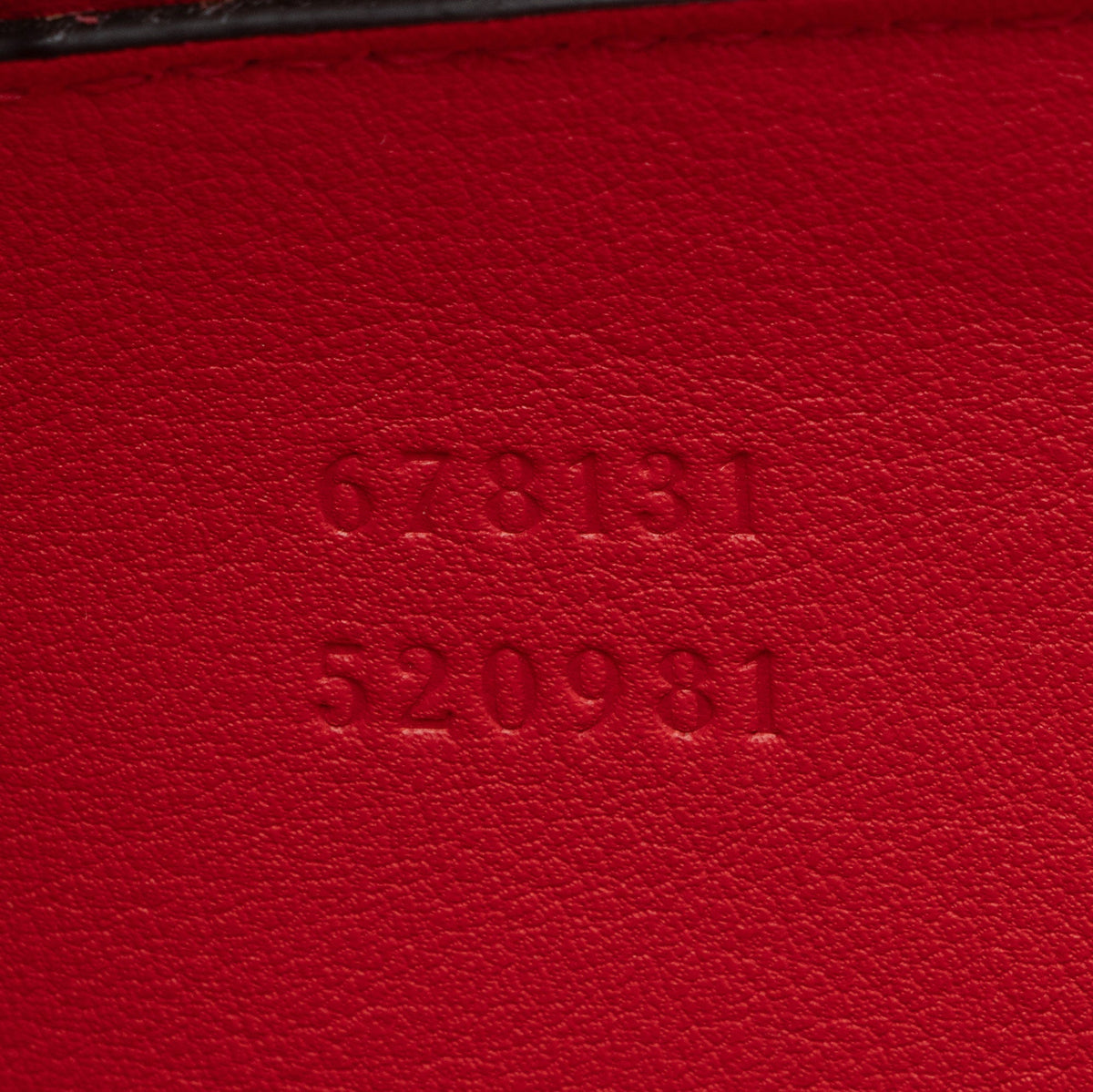 Gucci GG Supreme Love Heart Valentines Mini Crossbody (SHF-vvjySZ)
