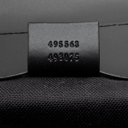 Gucci GG Supreme Medium Flap Backpack (SHF-NNj9Jx)