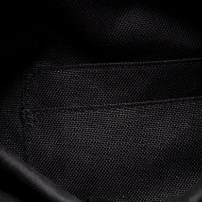 Gucci GG Supreme Medium Flap Backpack (SHF-NNj9Jx)