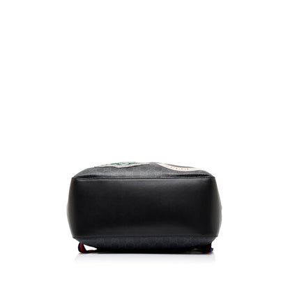 Gucci GG Supreme Night Courrier Backpack (SHG-jGbtSq)