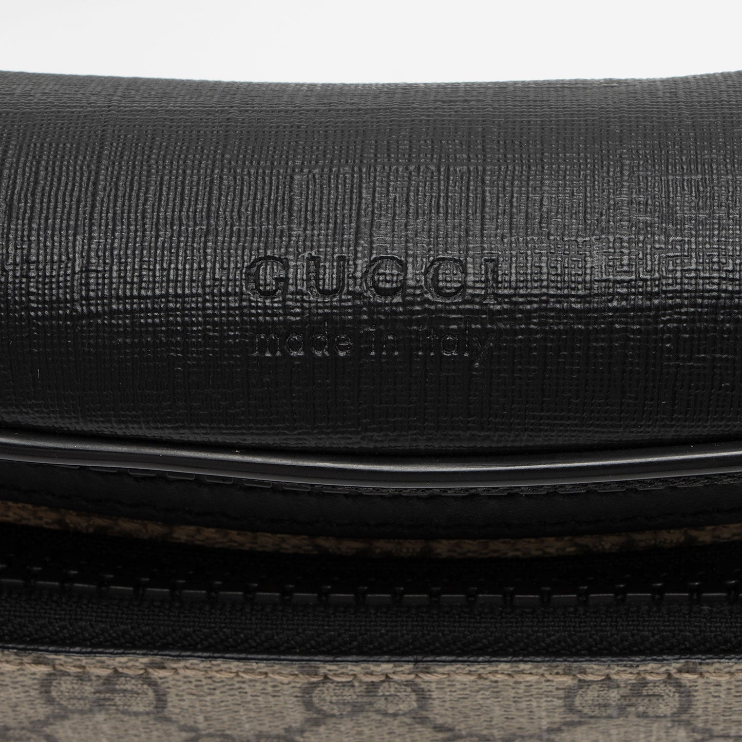 Gucci GG Supreme Belt Bag (SHF-nmMh6p)