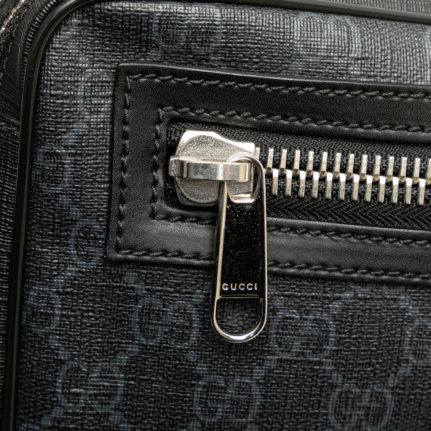 Gucci GG Supreme Web Belt Bag