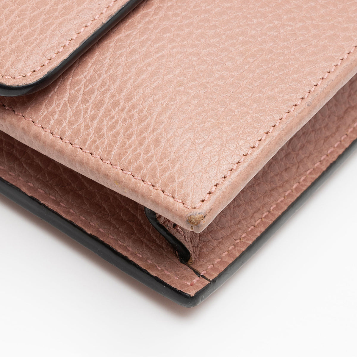 Gucci Leather Interlocking G Chain Wallet (SHF-ynDxvx)