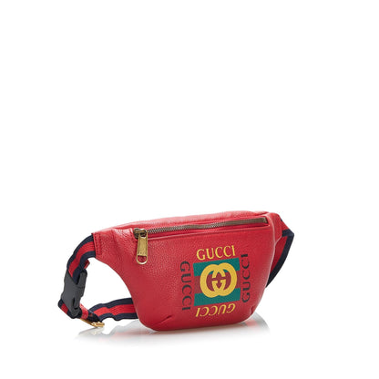 Gucci Gucci Logo Belt Bag (SHG-nYytnh)