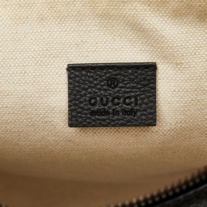 Gucci Gucci Logo Leather Clutch Bag (SHG-Gyg3CU)