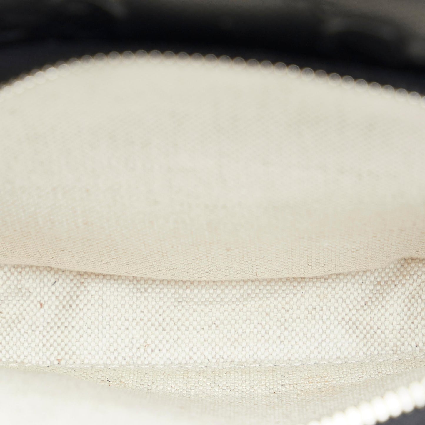 Gucci Guccissima Crossbody Bag (SHG-ExZw73)