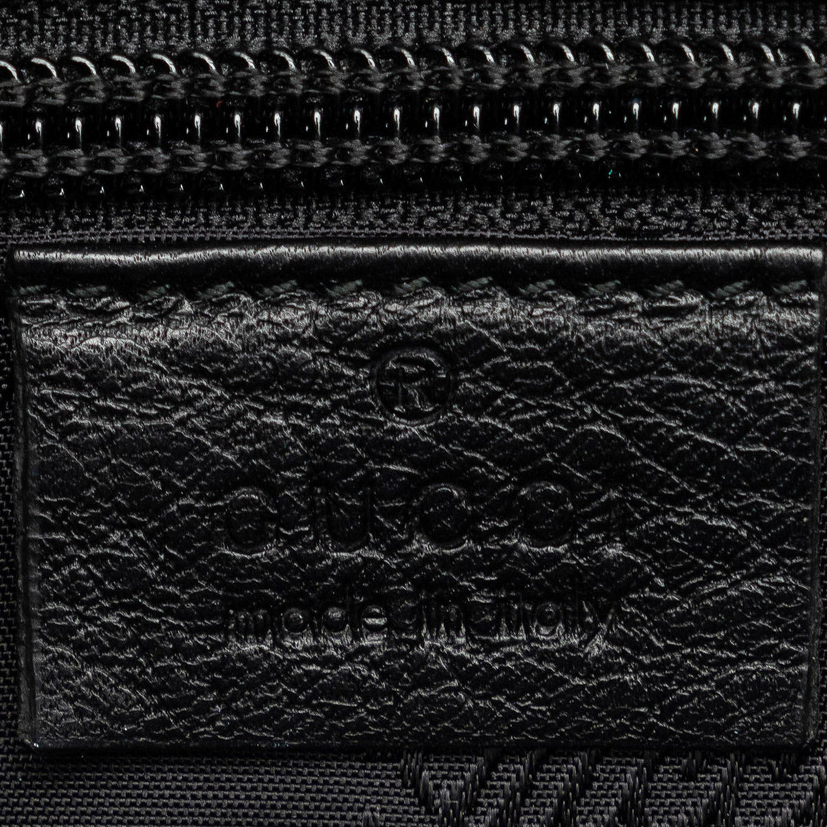Gucci Guccissima Crossbody (SHG-KNB2JH)