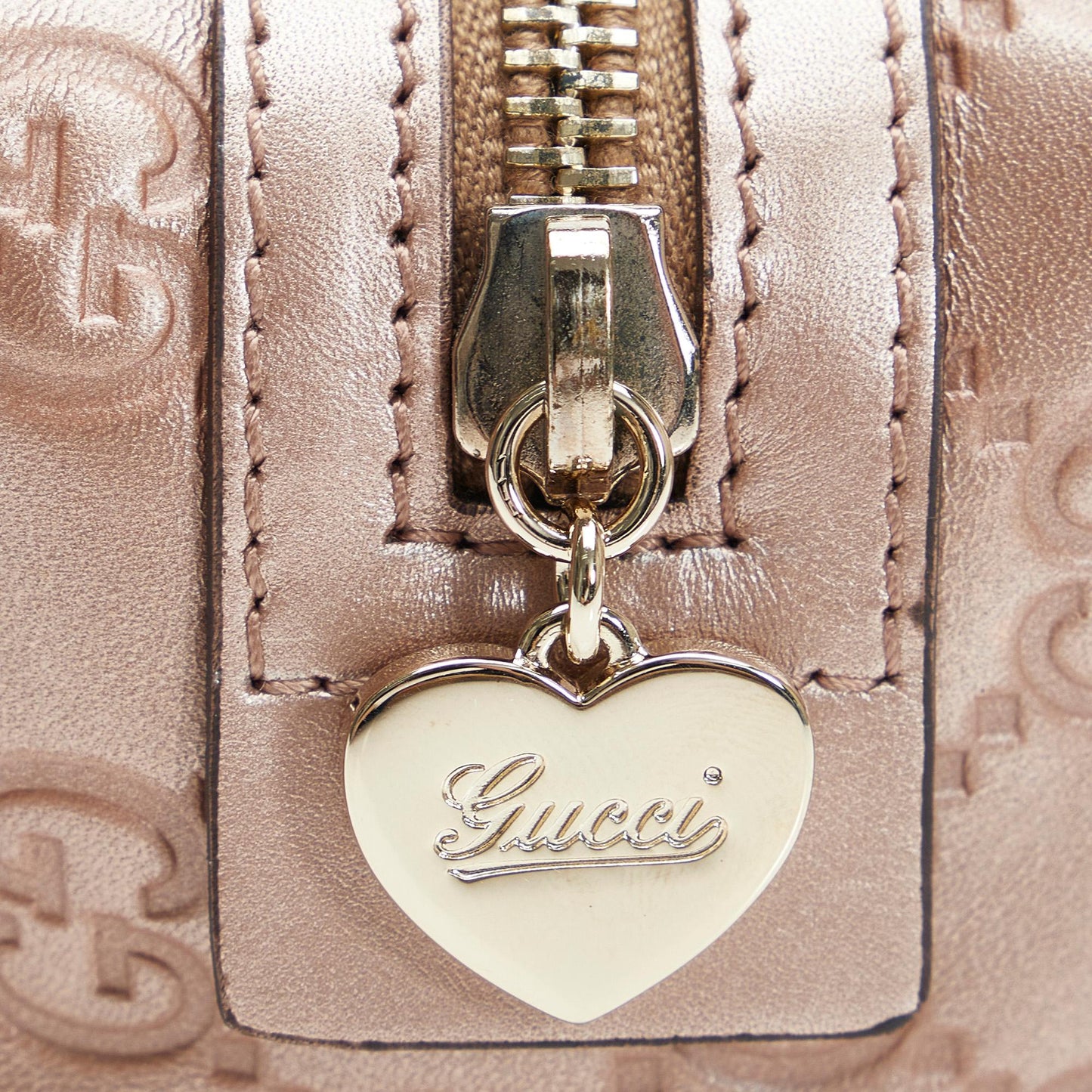 Gucci Guccissima Pouch (SHG-tfXtPv)