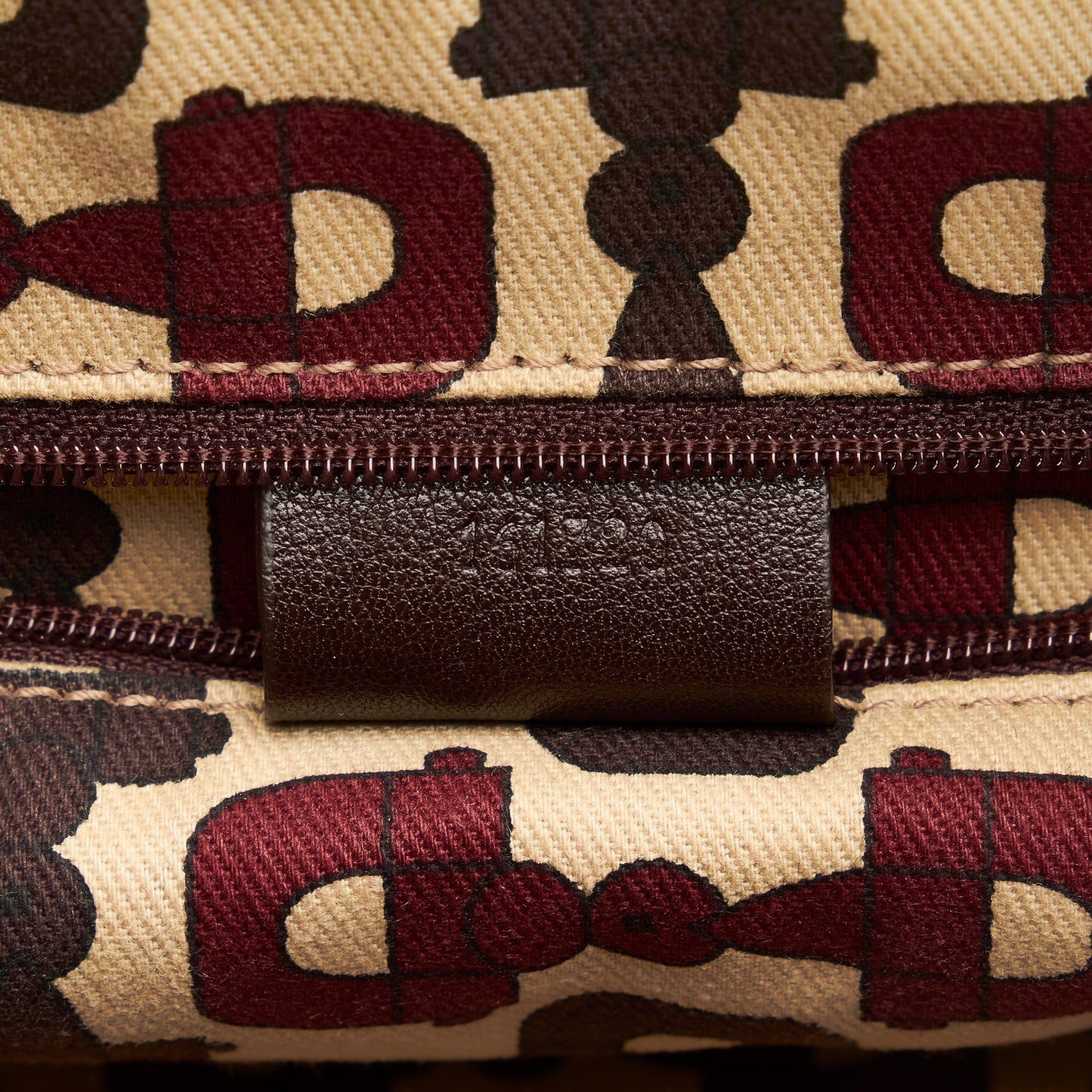 Gucci Guccissima Princy Shoulder Bag (SHG-58AL2o)