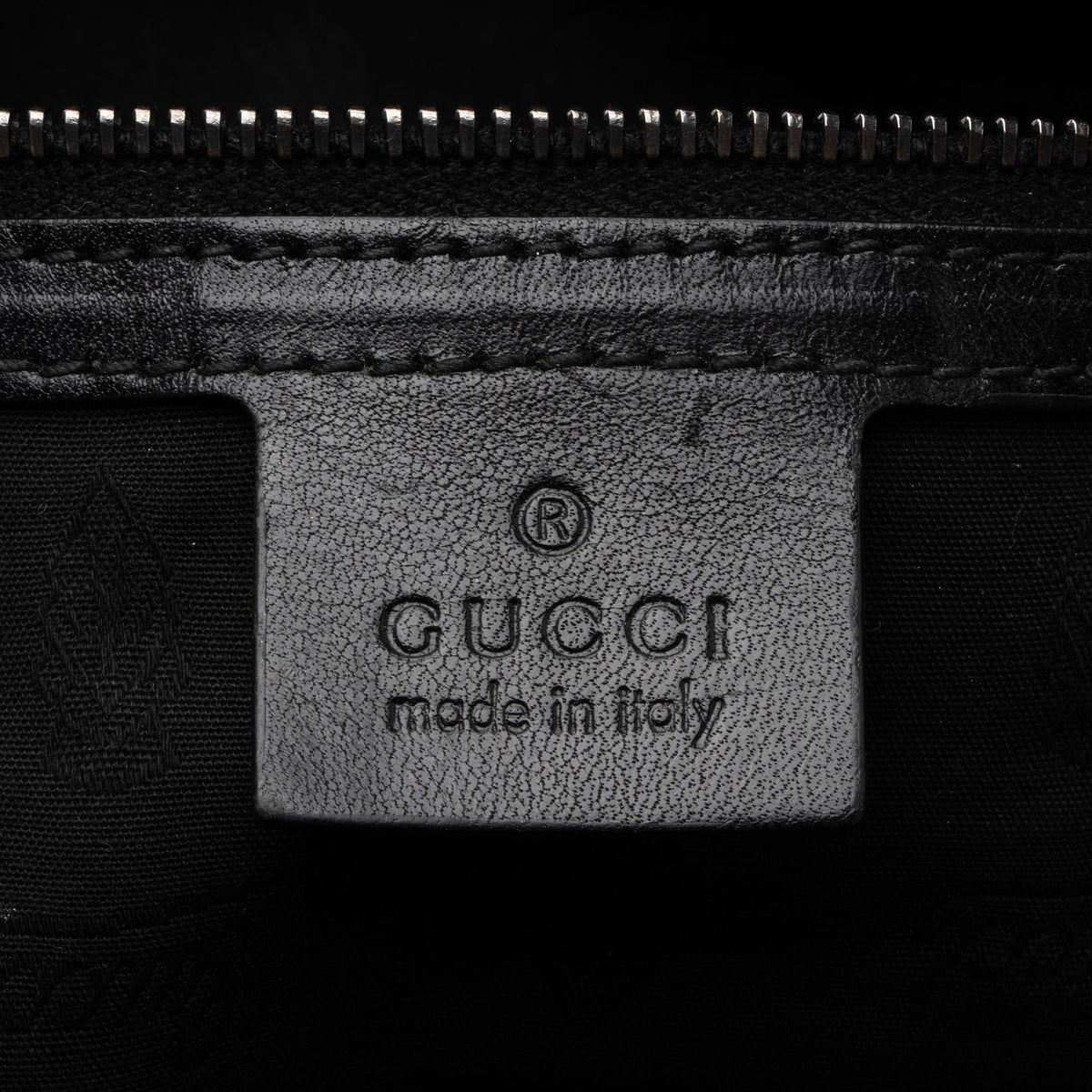 Gucci Iridescent Patent Leather Icon Bit Hobo (SHF-lmJOkR)