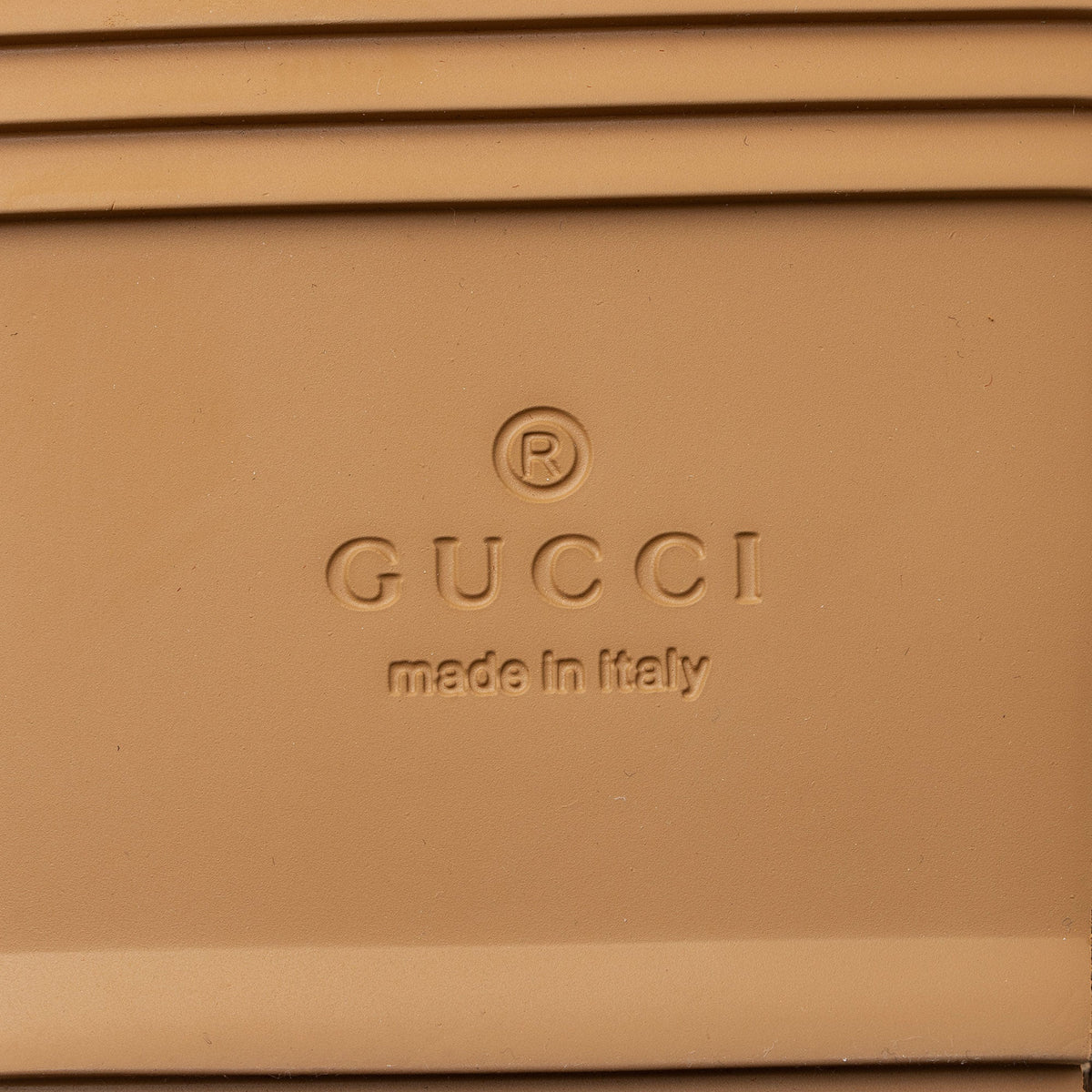 Gucci Jumbo GG Canvas Printed Platform Slides - Size 10 / 40 (SHF-cGb3vr)