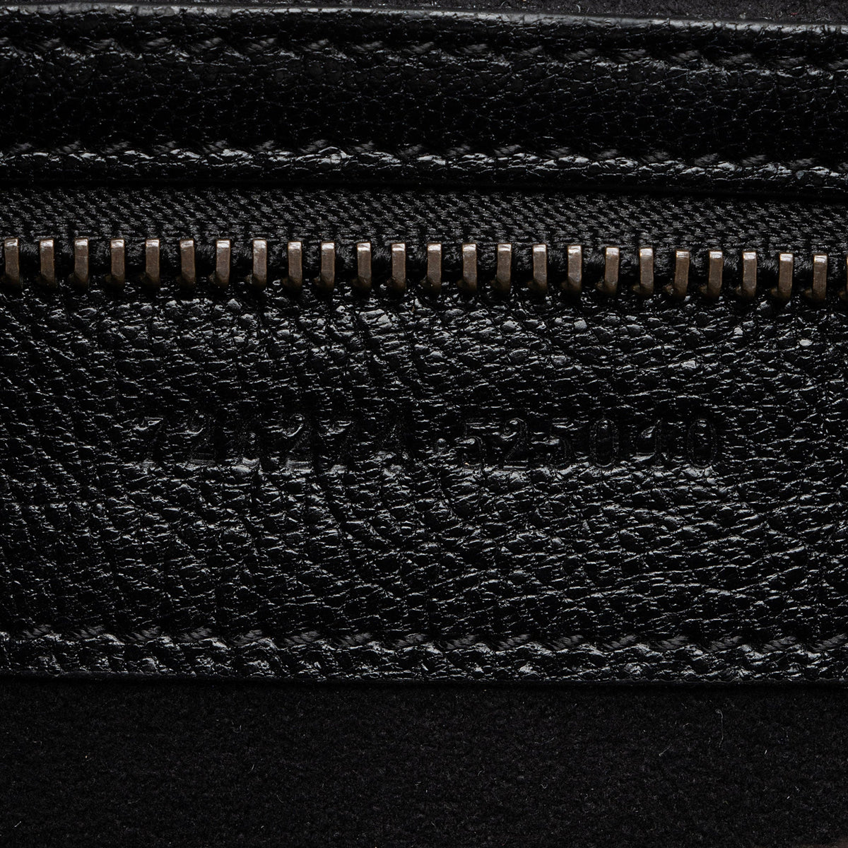 Gucci Leather Aphrodite Medium Shoulder Bag (SHF-YuLy0F)