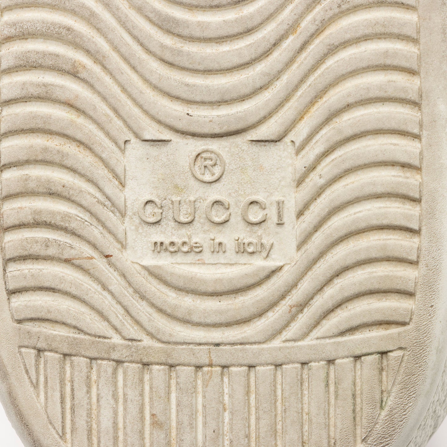 Gucci Leather Bee Ace Sneakers - Size 9.5 / 39.5