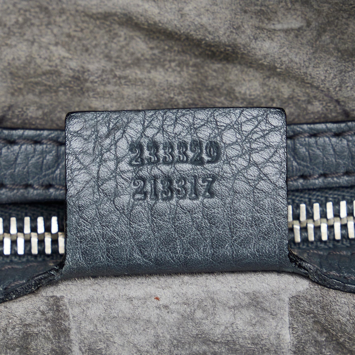 Gucci Leather Crossbody (SHG-UVWkbF)