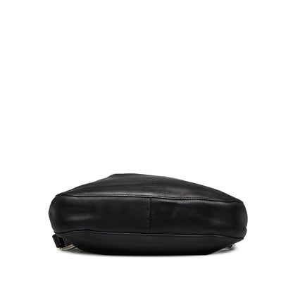 Gucci Leather Drawstring Shoulder Bag (SHG-RSAtpw)