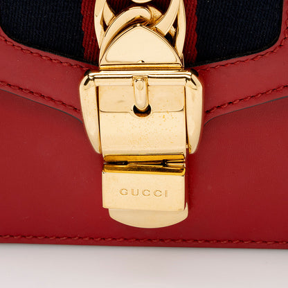 Gucci Leather Sylvie Mini Chain Bag (SHF-22529)