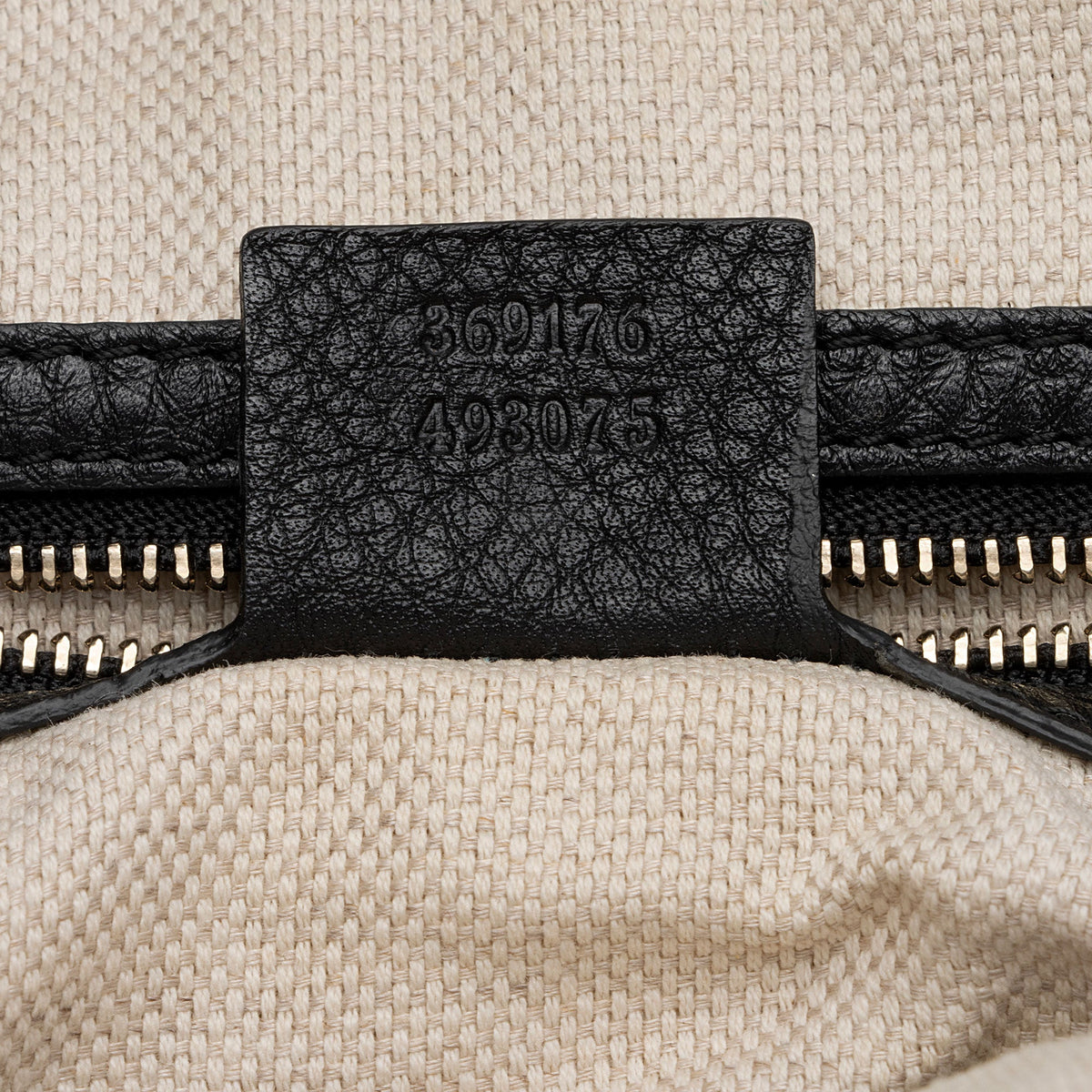 Gucci Leather Soho Top Handle (SHF-LCyvXT)