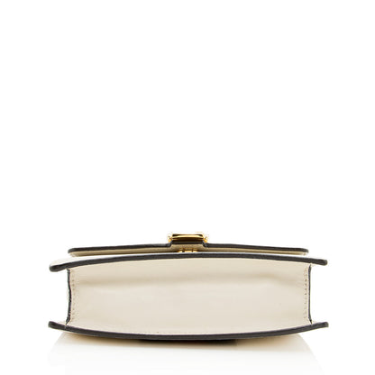 Gucci Leather Sylvie Super Mini Bag (SHF-19428)