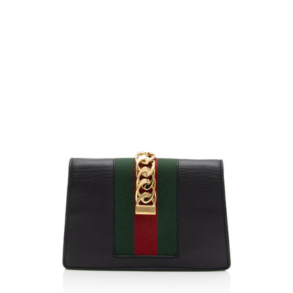Gucci Leather Sylvie Super Mini Bag (SHF-pKo8lR)