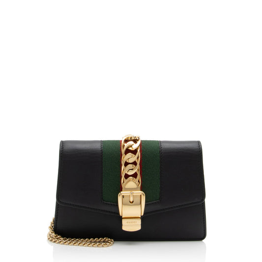 Gucci Leather Sylvie Super Mini Bag (SHF-pKo8lR)