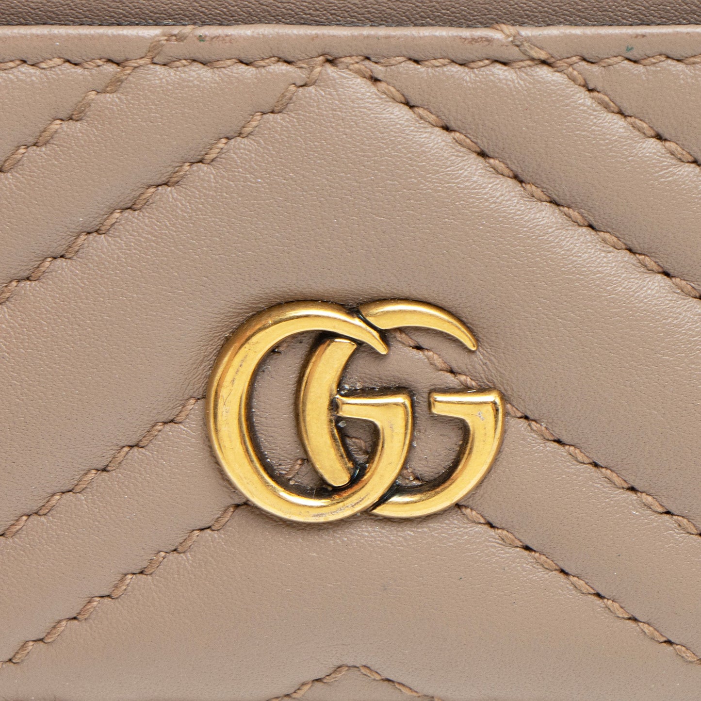Gucci Matelasse Leather GG Marmont Card Case