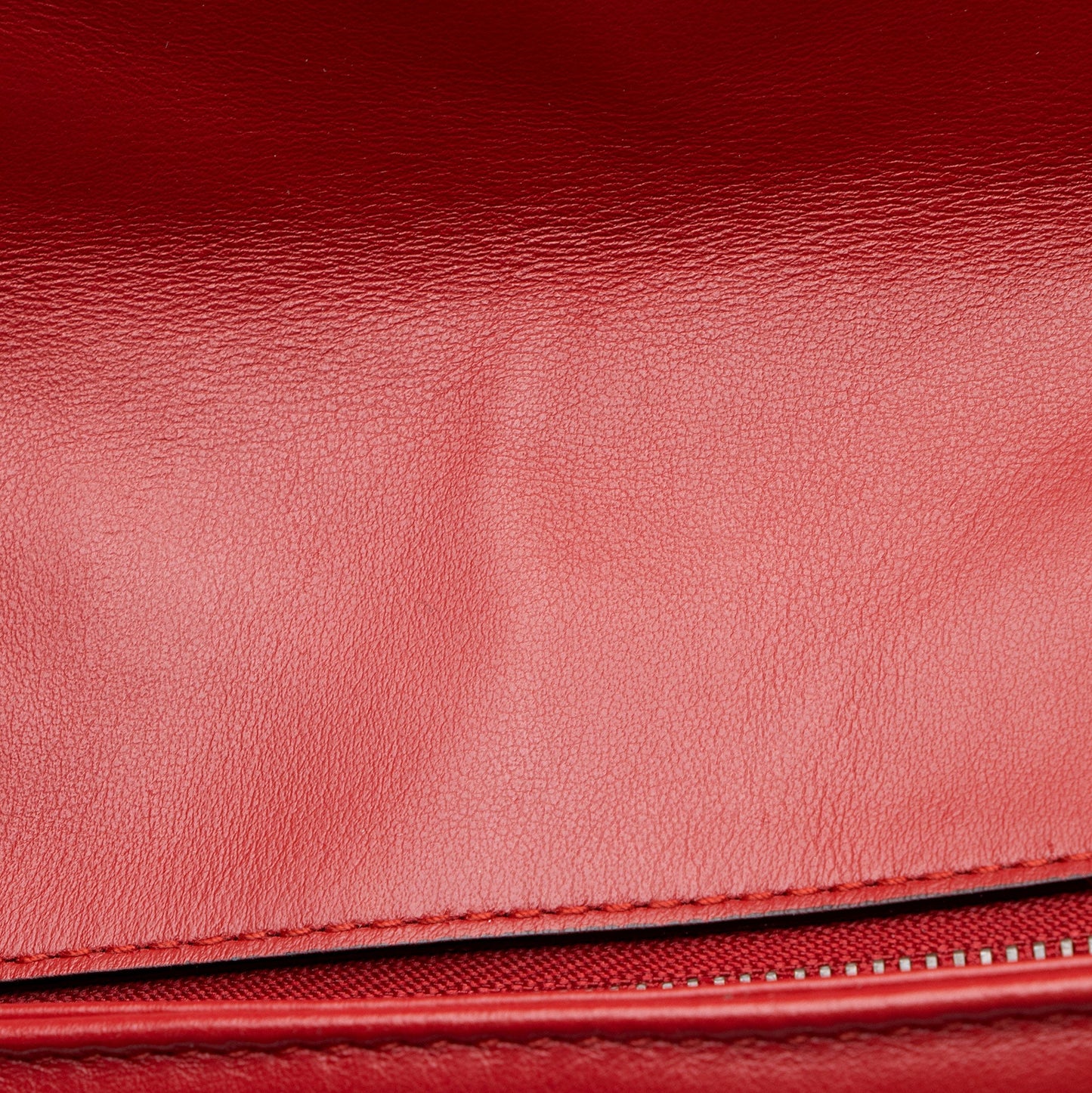 Gucci Matelasse Leather GG Marmont Medium Flap Bag