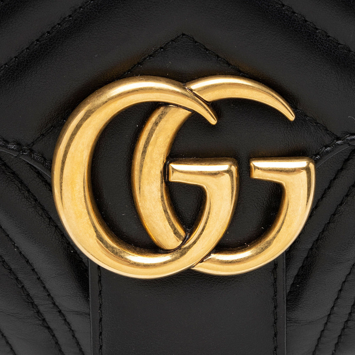 Gucci Matelasse Leather GG Marmont Small Flap Shoulder Bag (SHF-5zif5r)