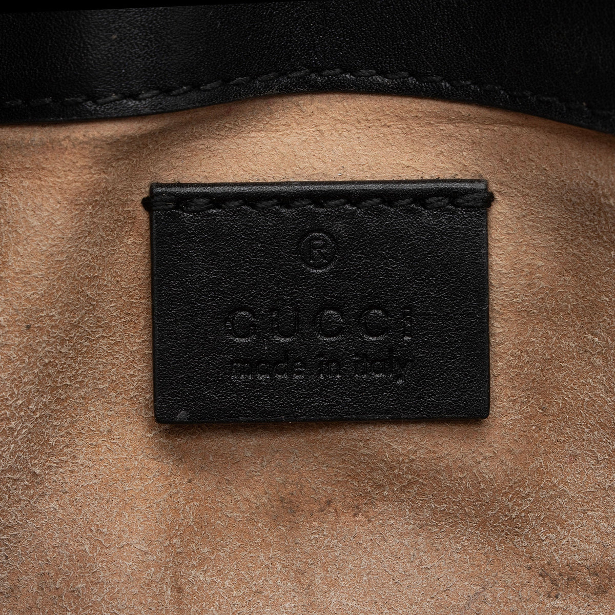 Gucci Matelasse Leather GG Marmont Super Mini Flap Bag (SHF-yBfrwz)